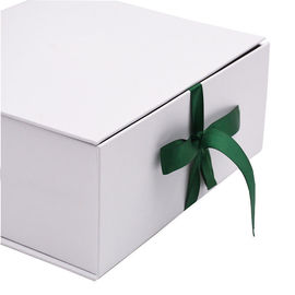 Biodegradable Recycled Paper Gift Box Glossy Lamination CYMK Pantone Color
