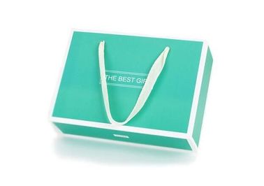 Lightweight CMYK Paper Box With Handle Custom Design Packaging Boxes